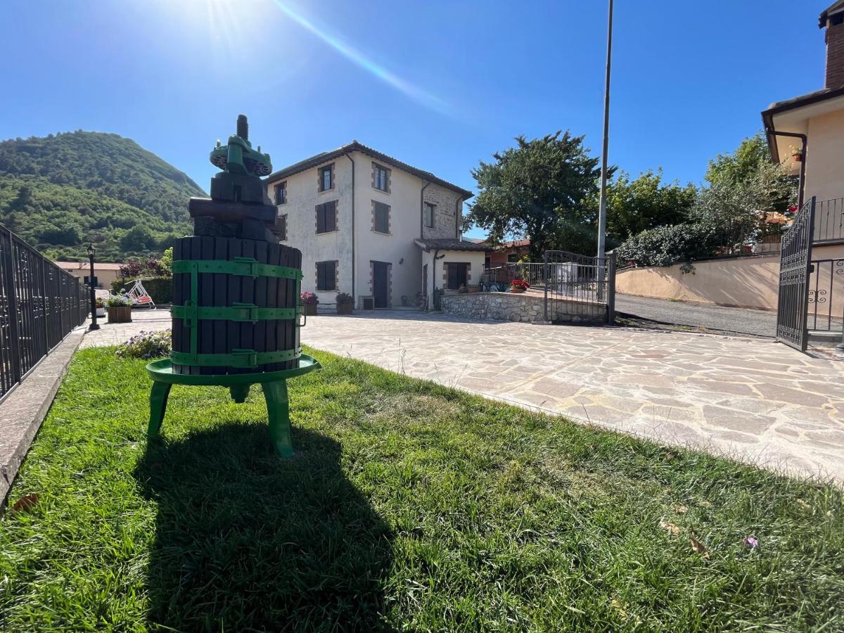 Casa Vacanze Vecchio Frantoio Residenza Moraiolo Σπολέτο Εξωτερικό φωτογραφία