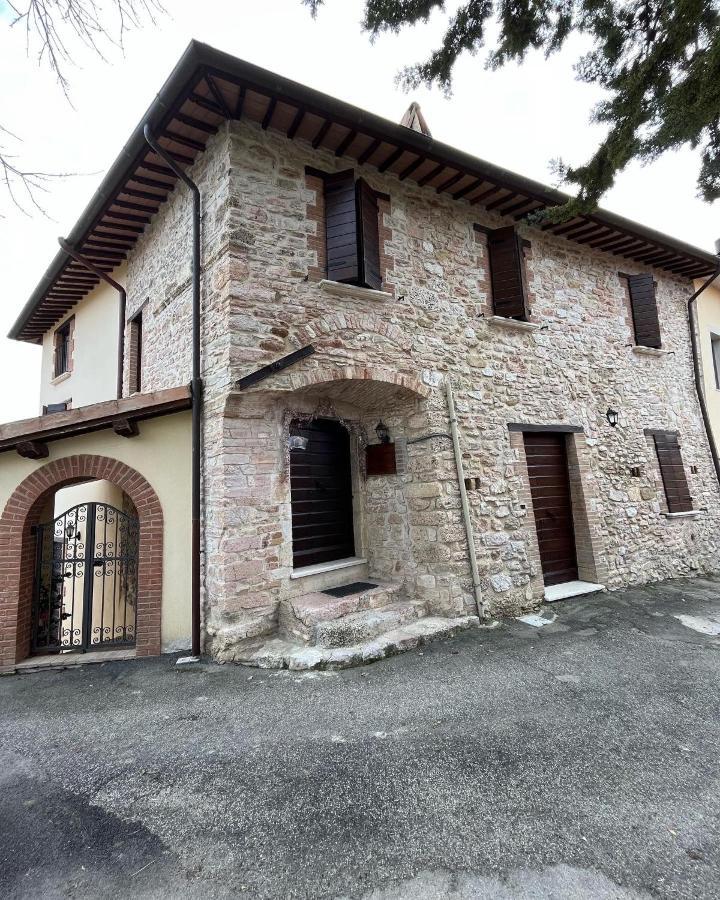 Casa Vacanze Vecchio Frantoio Residenza Moraiolo Σπολέτο Εξωτερικό φωτογραφία