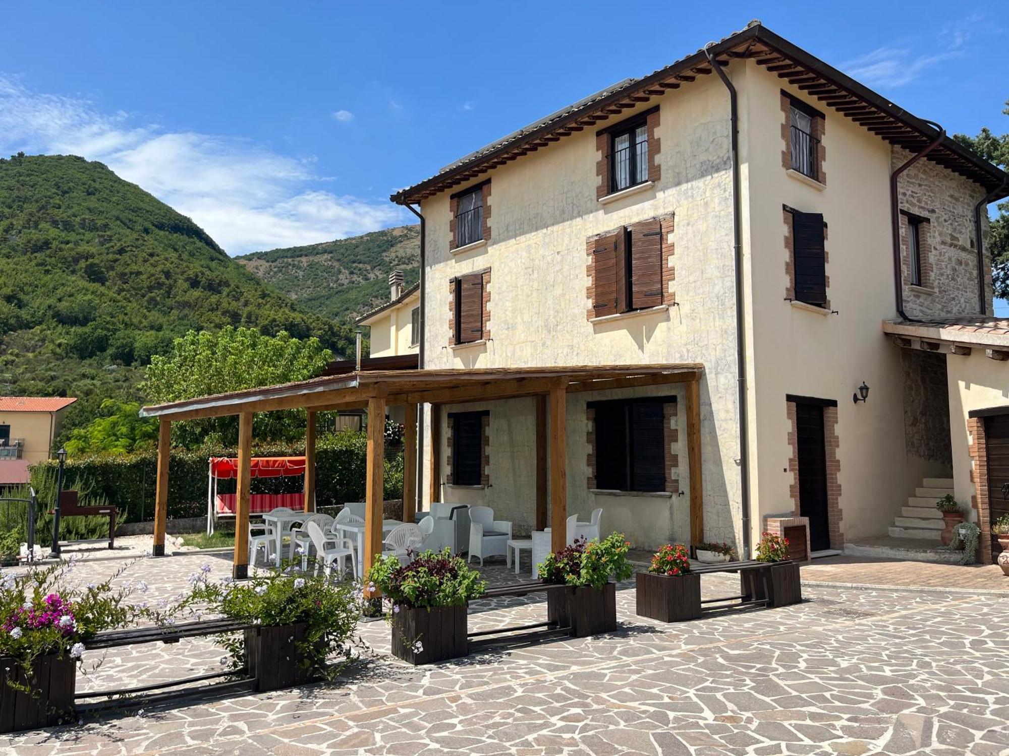 Casa Vacanze Vecchio Frantoio Residenza Moraiolo Σπολέτο Εξωτερικό φωτογραφία